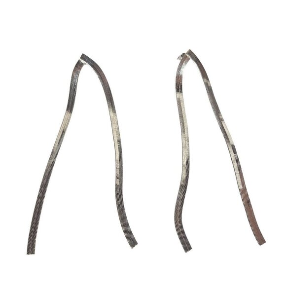 Elegant Silver Tone Herringbone Dangle Drop Earrings Shiny Fashion Jewelry - Picture 1 of 2